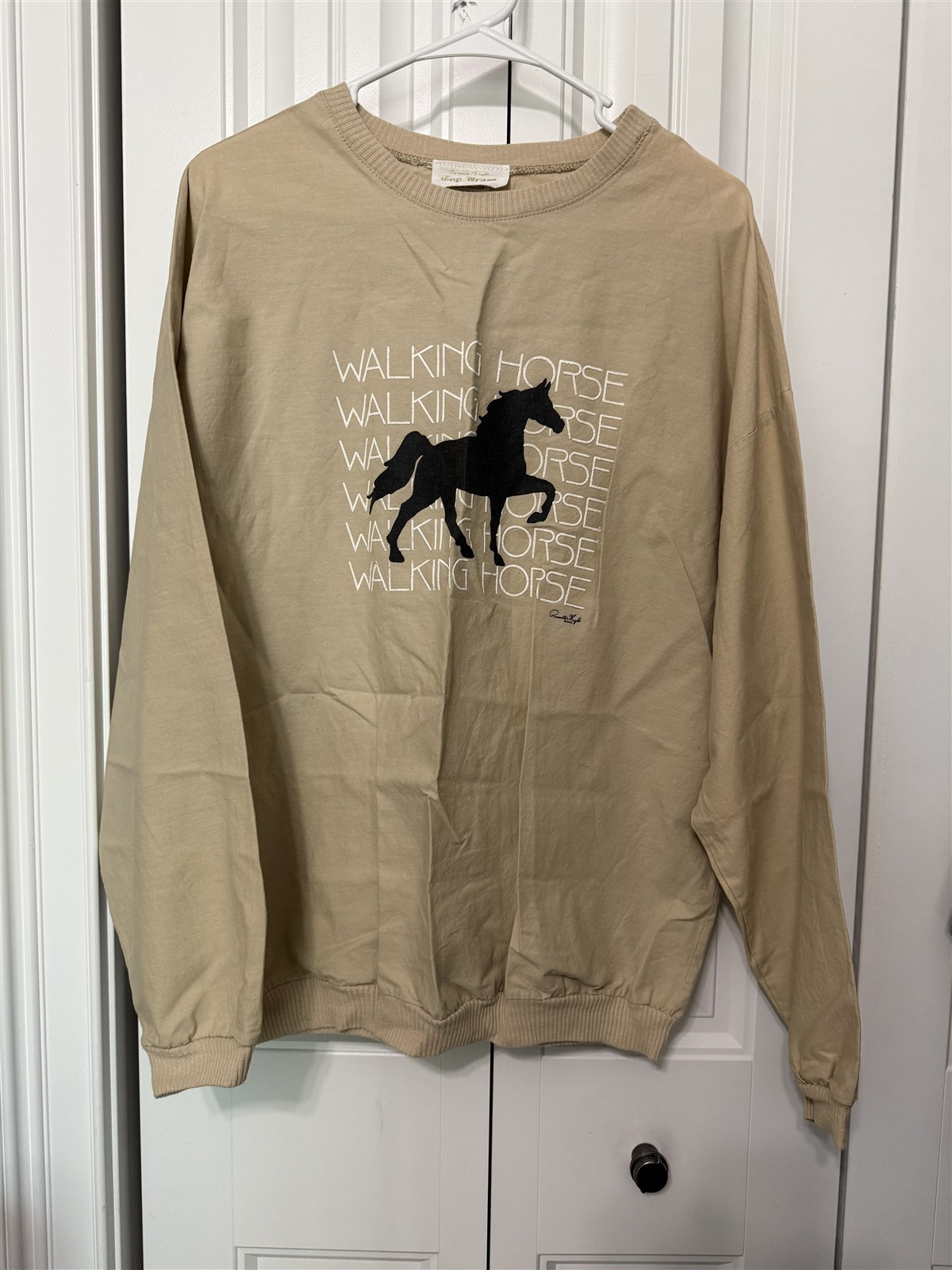 Vitnage 80’s Walking Horse Top Pullover Priscilla Wright design Top Brass Tan