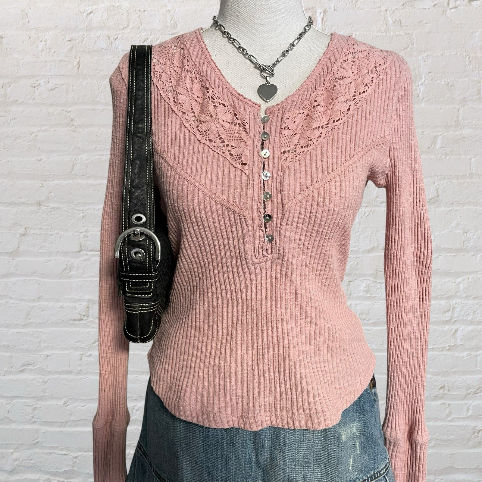 Free the Roses pink crochet lace henley top S fairy romantic feminine coquette