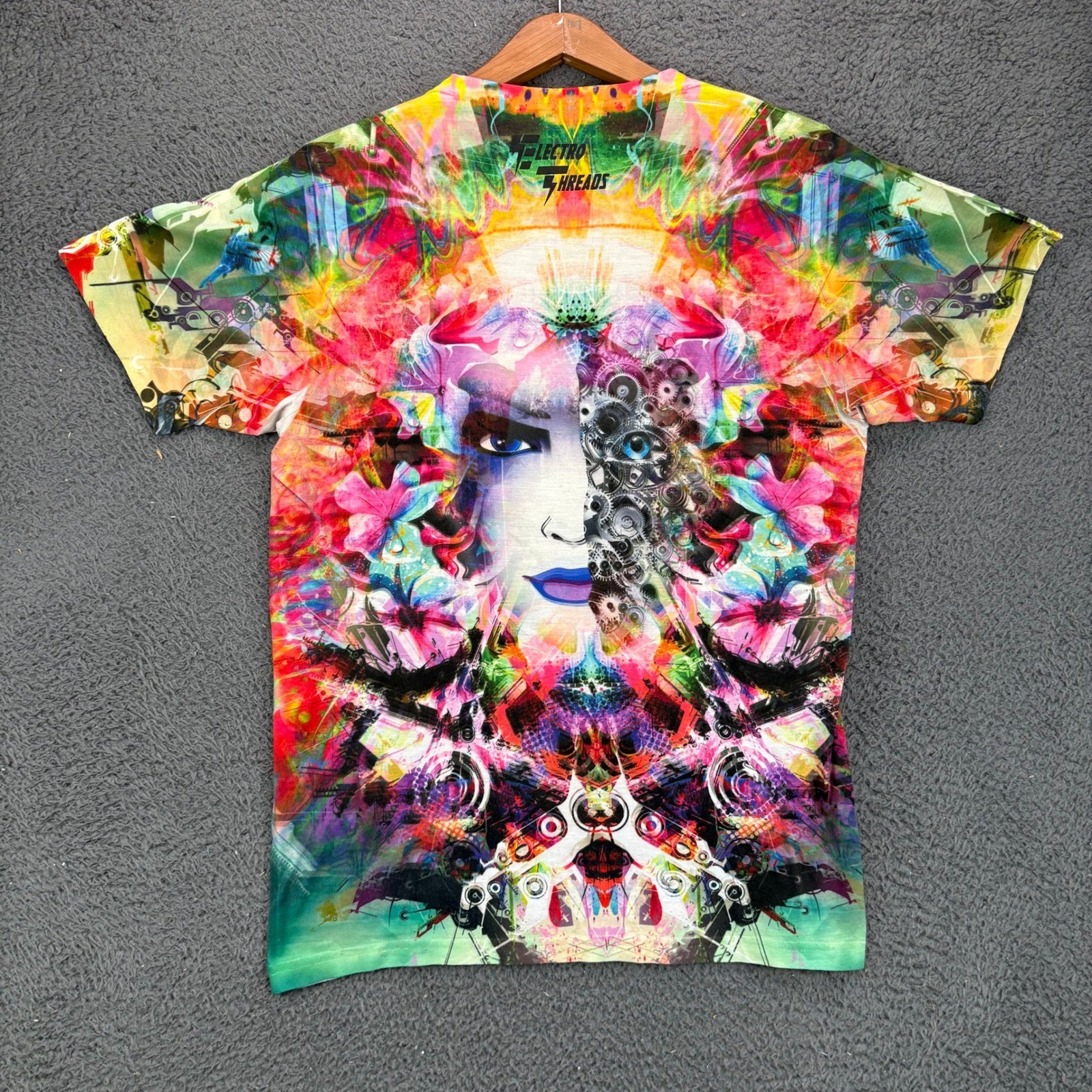 Electro Threads Womens Sublimation T-Shirt Small Psychedelic Steampunk Multi