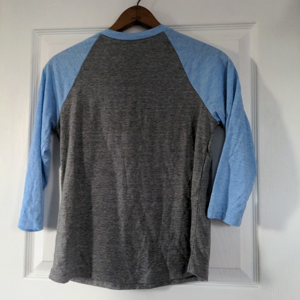 League womens George Washington University GWU baseball tee small NWT blue gray