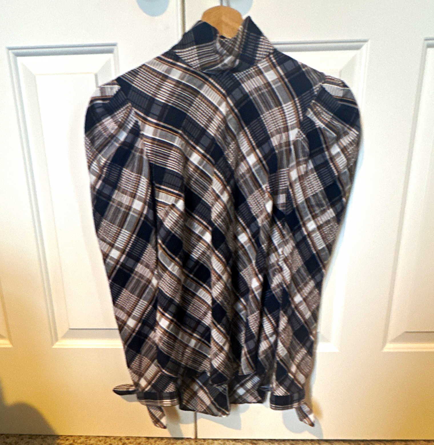VERONICA BEARD Black/White/Gray Plaid Button-Up Blouse Collared Puff Sleeve S