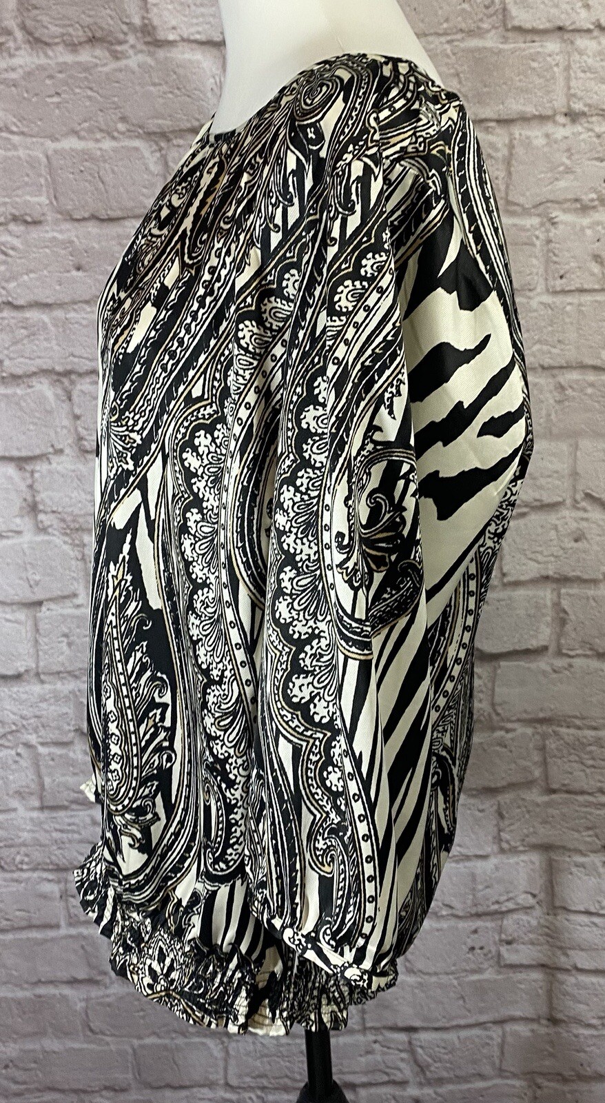 CHICOS 3 XL Blouson Top Satin Floral Scroll Print Ivory Black Tan Shirt EUC