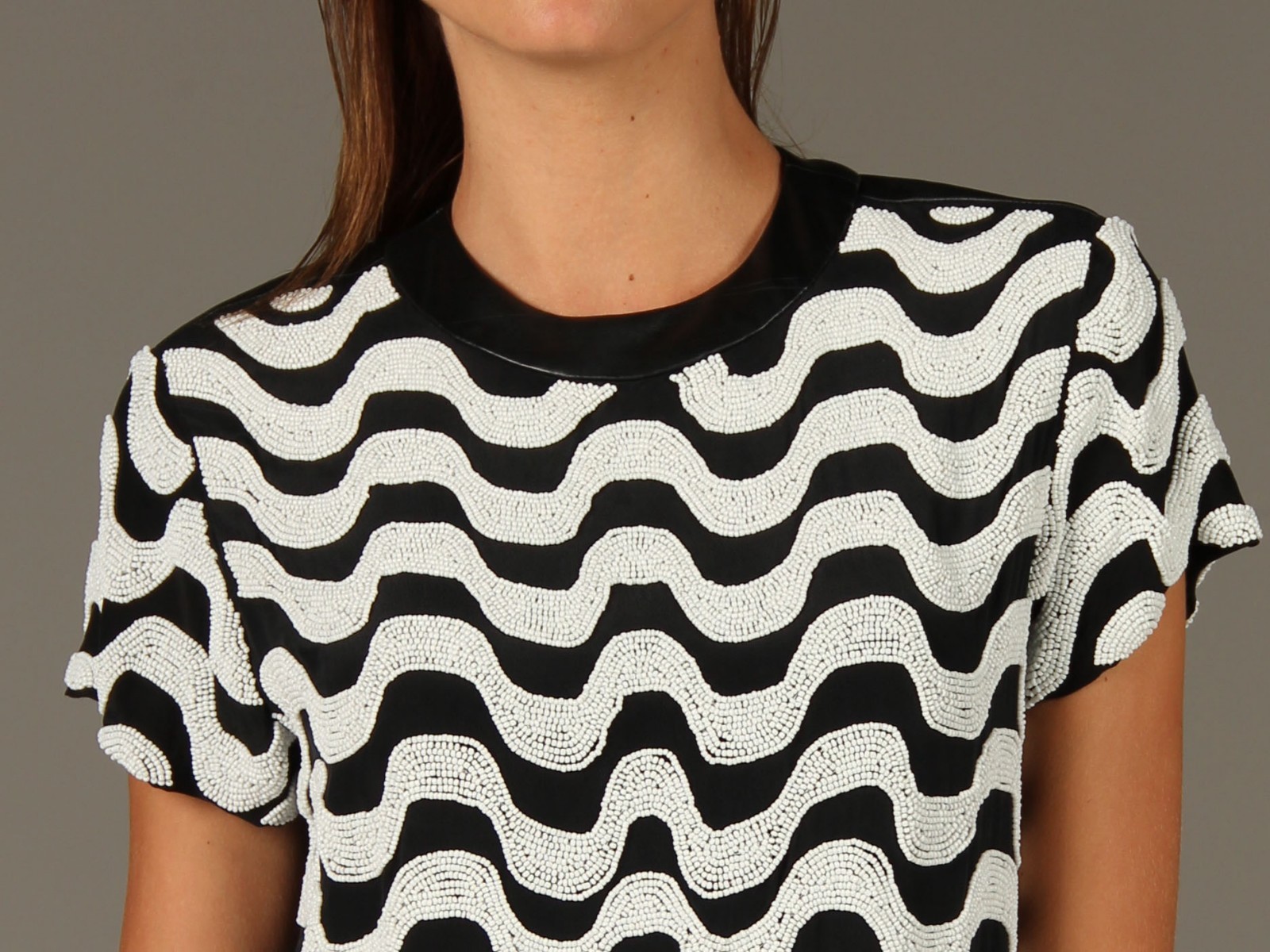 Nicole Miller Beaded Silk and Leather Short Sleeve Top NWT Size Small (4-6)