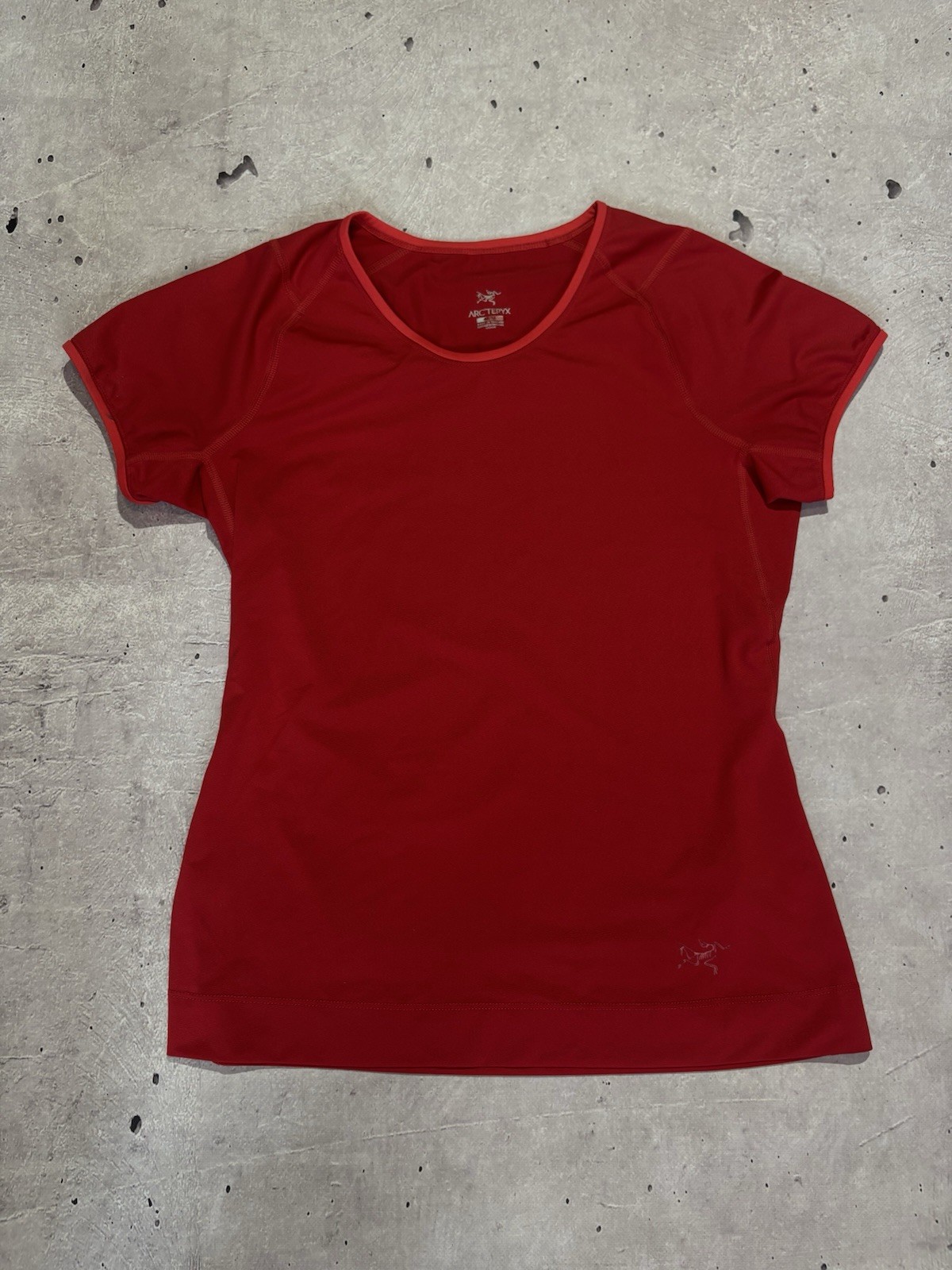 Arcteryx Shirt Womens Size M Red Hiking Outdoors Stretch Logo