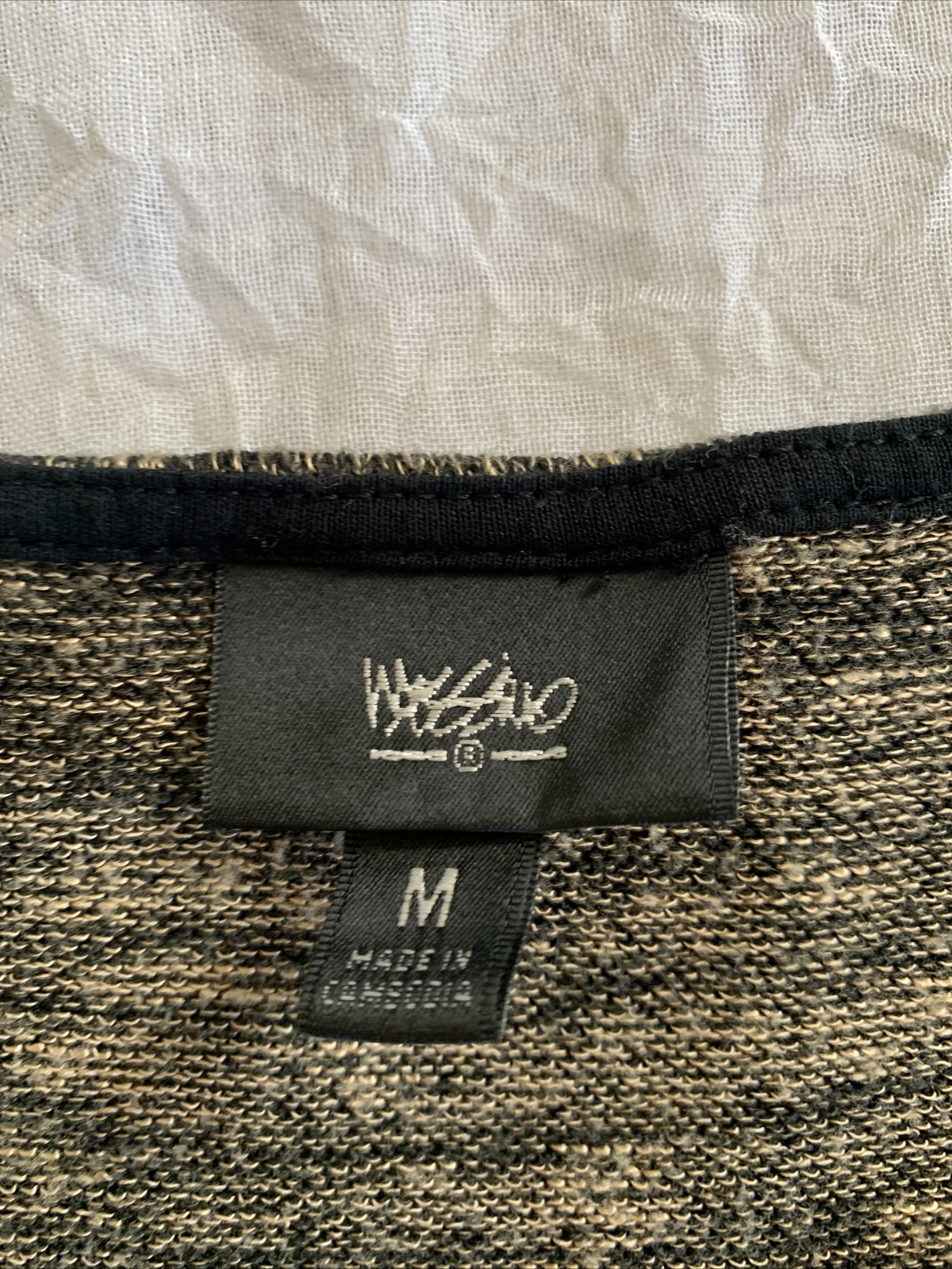 Mossimo Women’s Long Sleeve Top Shirt Size Medium M Black Brown Sweater