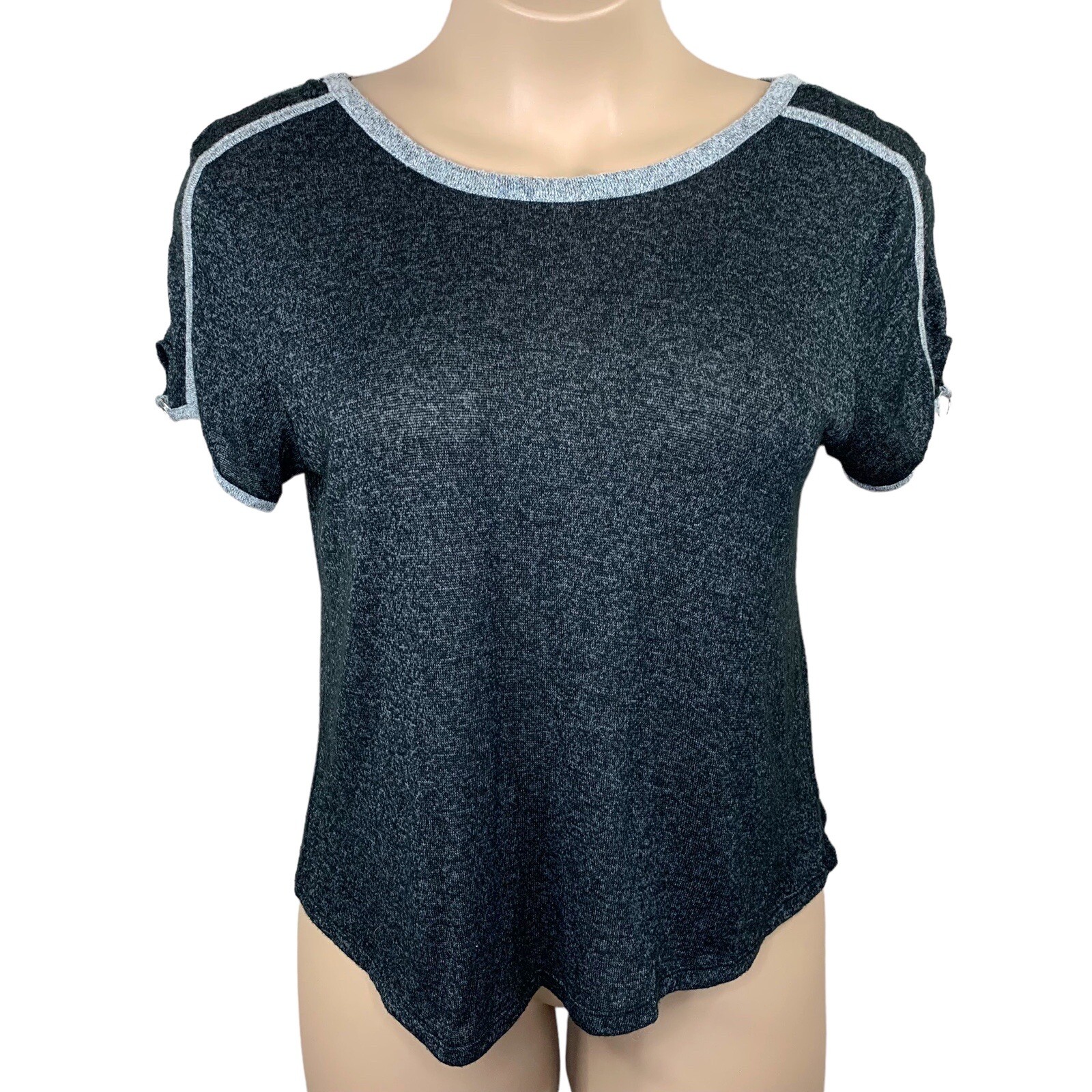 XL Moral Fiber Grey Cutout Shoulder Knit Short Sleeve Sweater Top Stretch