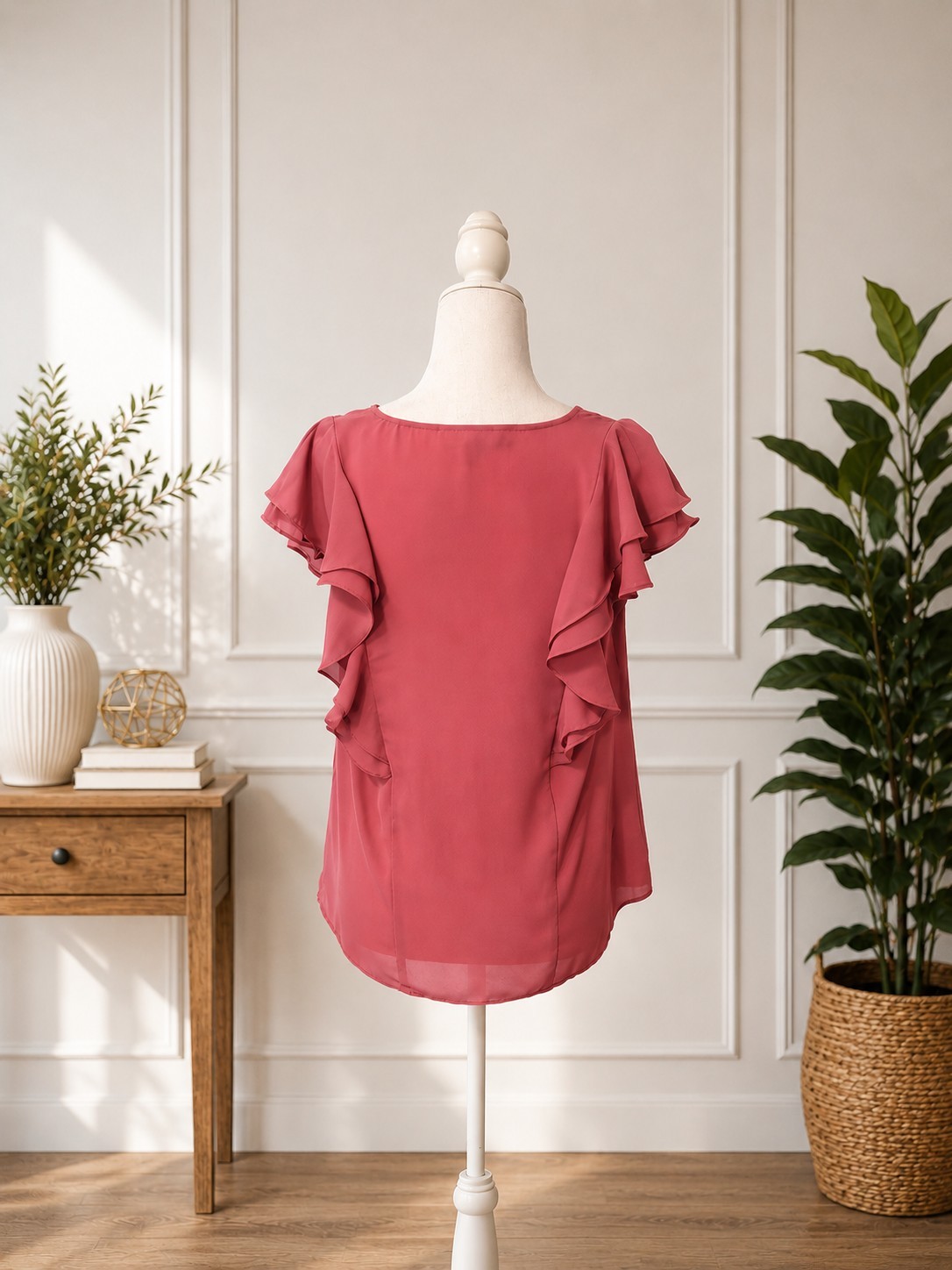 Jennifer Lopez Women’s Rust Ruffle Blouse Size Small