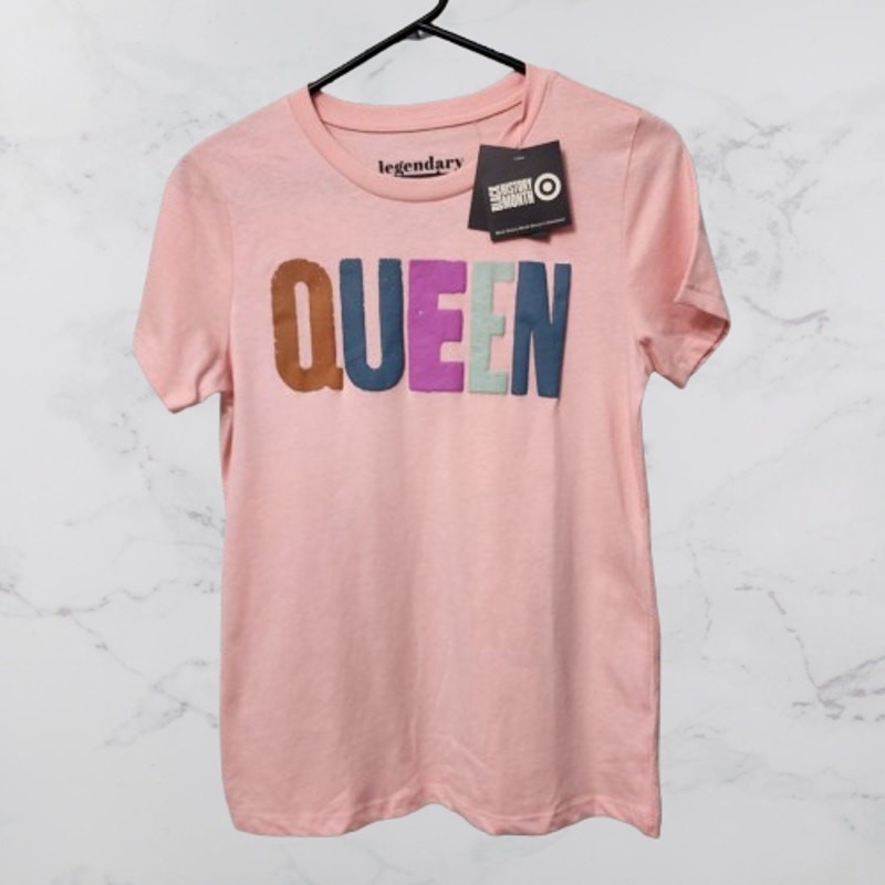 Queen T-Shirt Legendary Roots Pink Small