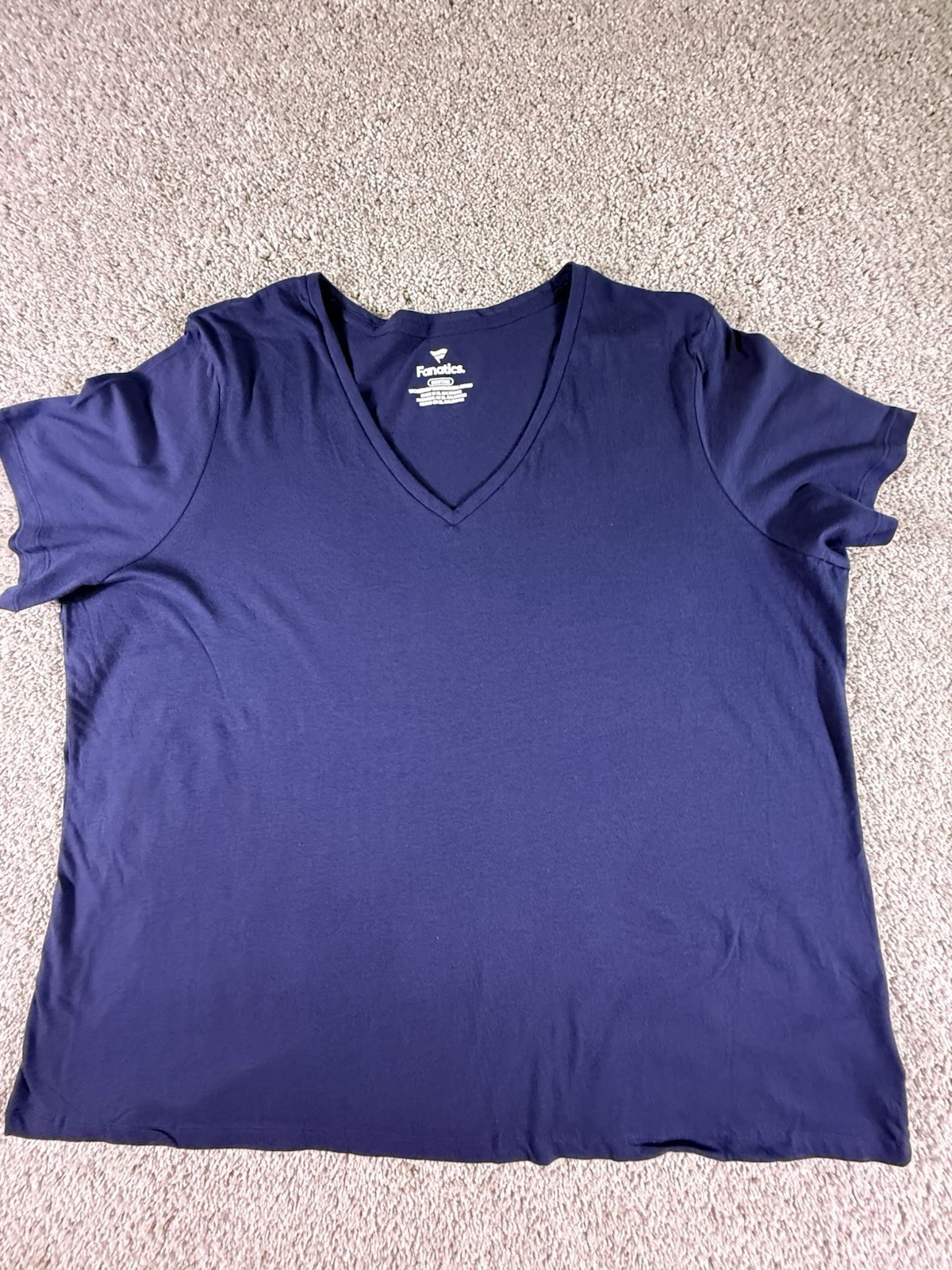 NWOT Fanatics Women’s V Neck T Shirt Size 3X Navy Blue Short Sleeve