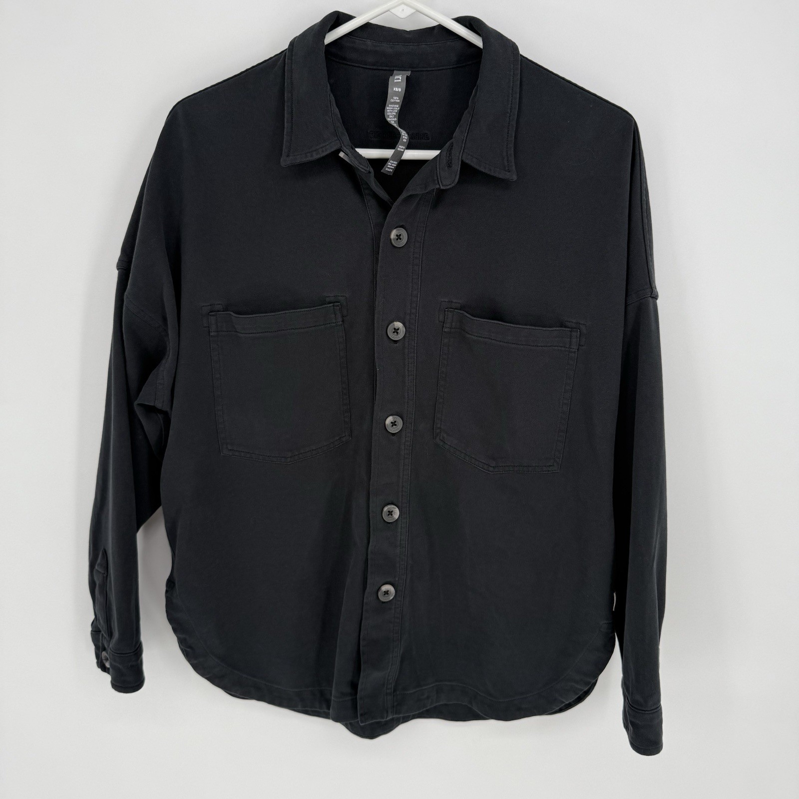 Vuori Womens Top XS/S Mackenzie Washed Black Jacket Shacket Button Down Layering