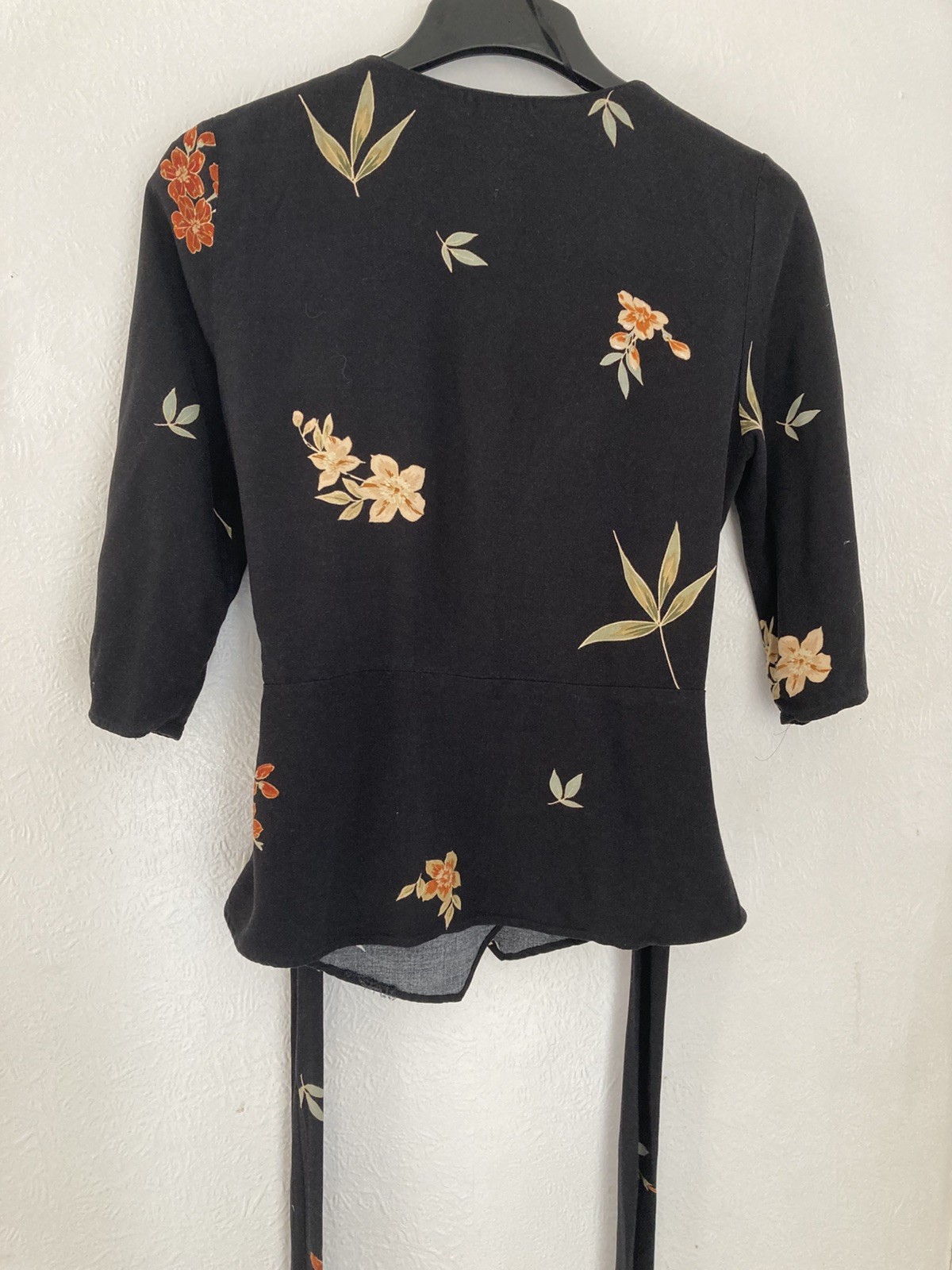 Zara Basic Black Floral Wrap Around Top Blouse Size M (10 / 12)