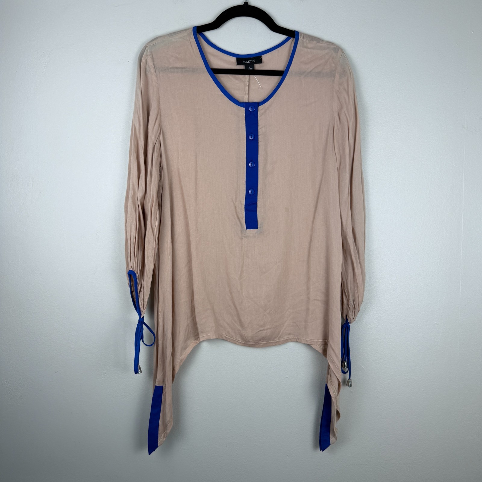 Kaktus Blouse Women’s Large Beige 100% Rayon Draped Hem 4-Button Placket Top