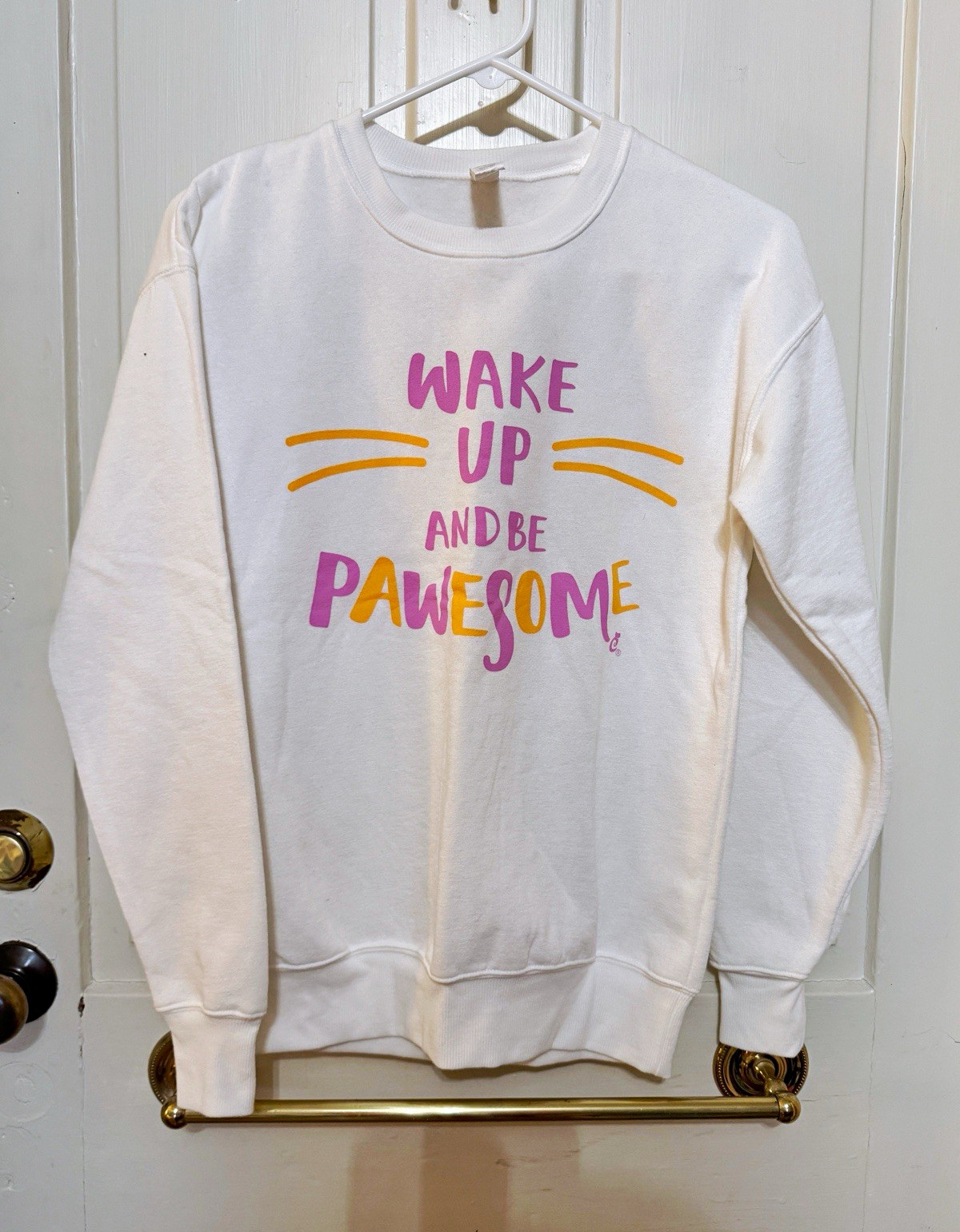 Cat Lady Box White Cat Lady Crewneck Pullover Sweatshirt Women’s S