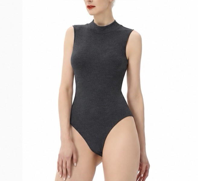 A New Day Women’s Gray Seamless Sleeveless Mock Neck Bodysuit Size Small