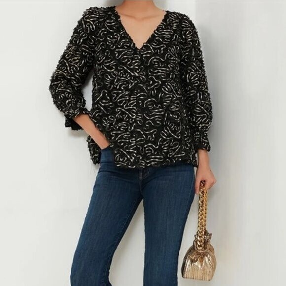Tuckernuck | NEW Nightly Organza V-neckline Easton Top in Black & Gold Size XS