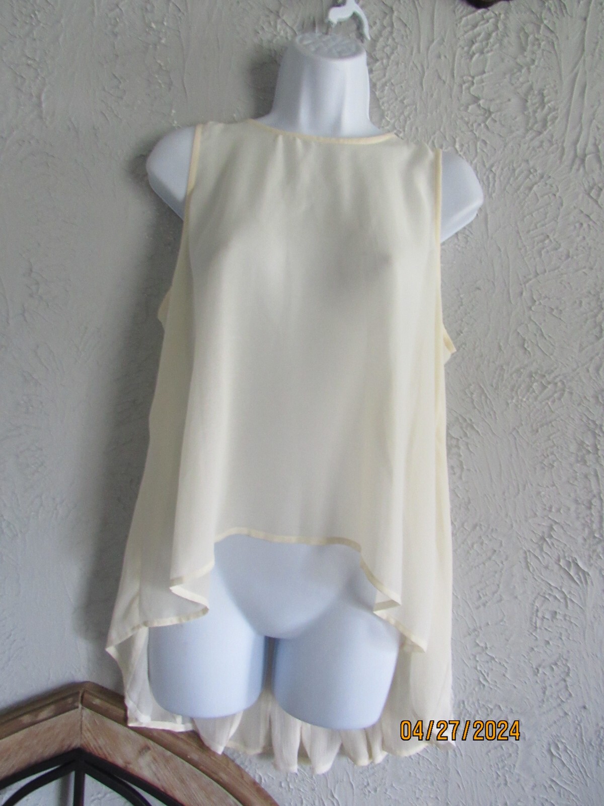 Sugar Lips nwt sz L lightest tea stain flowing sheer top pleated back hi-lo hem