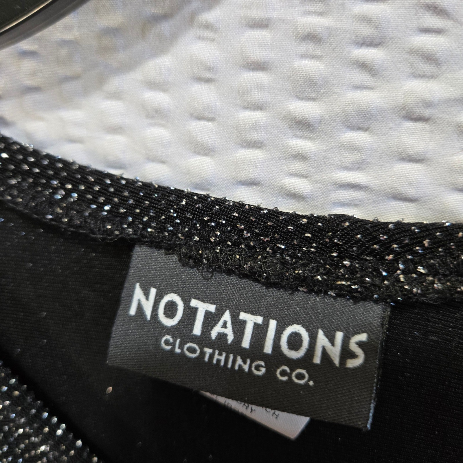 Notations Clothing Co Womens Large Black Silver Metallic Sparkle Slinky Top L