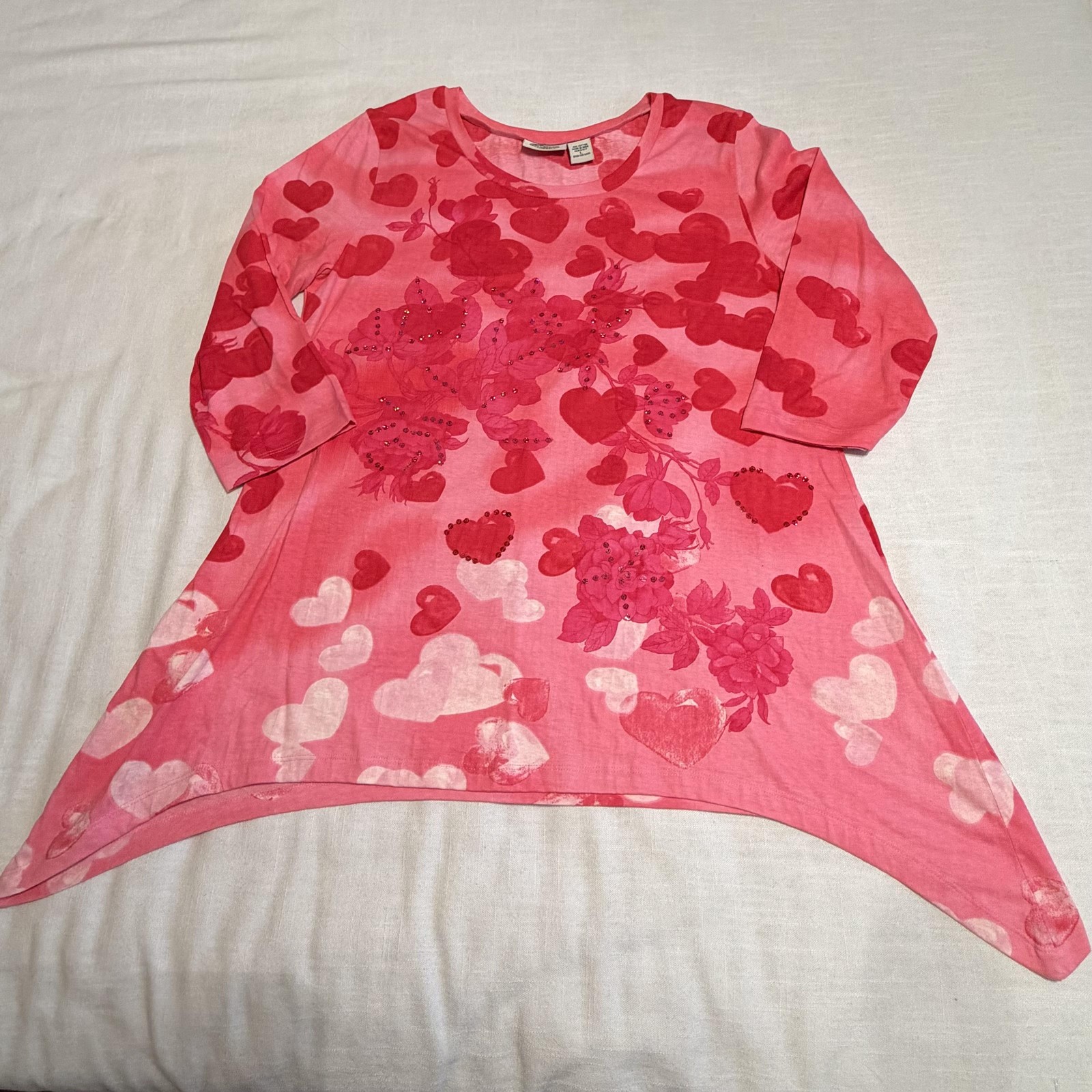 Collections Etc Top Womens L Pink Heart Floral Sequin Tunic Valentine Sharkbite