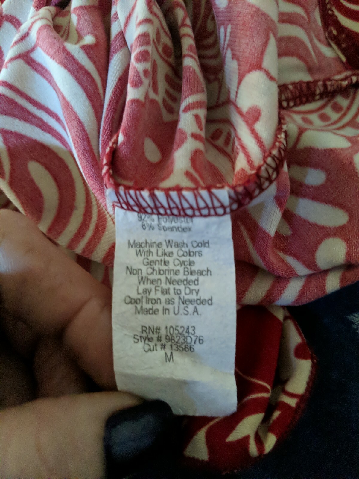 Women’s Sz medium red Hiatus floral Top Blouse crossover V-Neck
