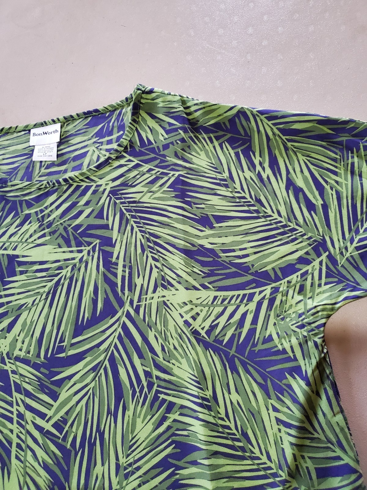 Bon Worth Purple And Green Blouse With Nice Design Bell Sleeves Size LP NWT