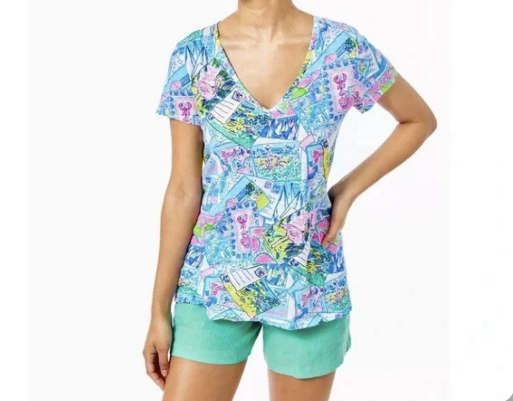 Lilly Pulitzer Etta V-Neck Top Wish You Were Here Size Medium Coastal Resort