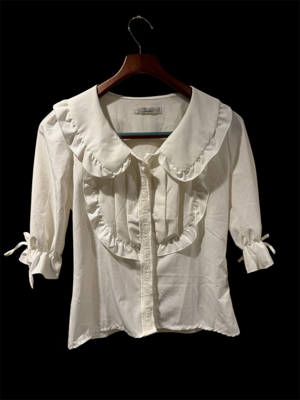 Beautiful Snidel Blouse White With Wide Collar Japan 3/4 Sleeves With Bows