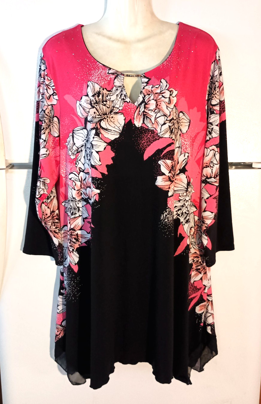 JM COLLECTION BLACK & PINK FLORAL EMBELLISHED LIQUID KNIT KEYHOLE TUNIC TOP 2X