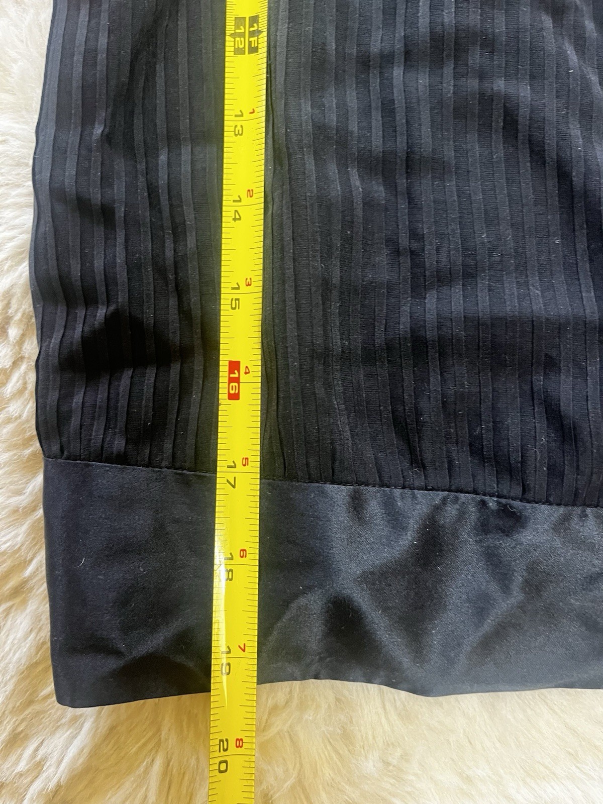 VTG Banana Republic Silk Pleated Art Deco Minimalist Tuxedo Button Camisole M