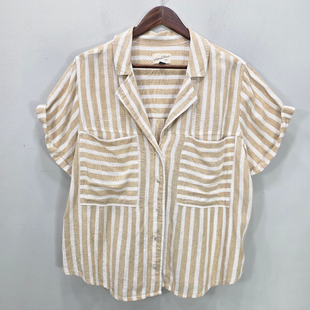 Universal Thread Button Down Top L Striped Linen Blend Vacation Resort Vacation