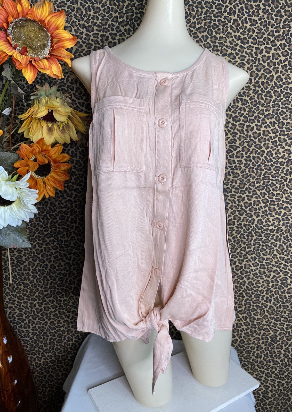 🦋DOE & RAE🦋Mauve Button Down Front Pockets & Tie Sleeveless Top NWT | SMALL |