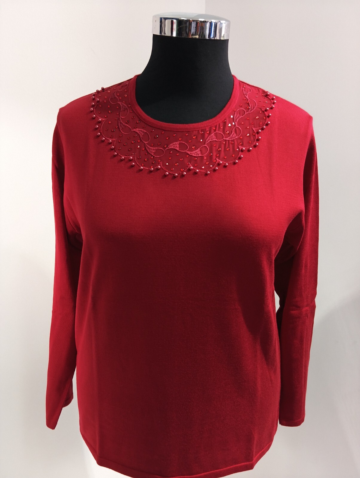 Nazareno Gabrielli women’s elegant crew neck sweater with red transparencies