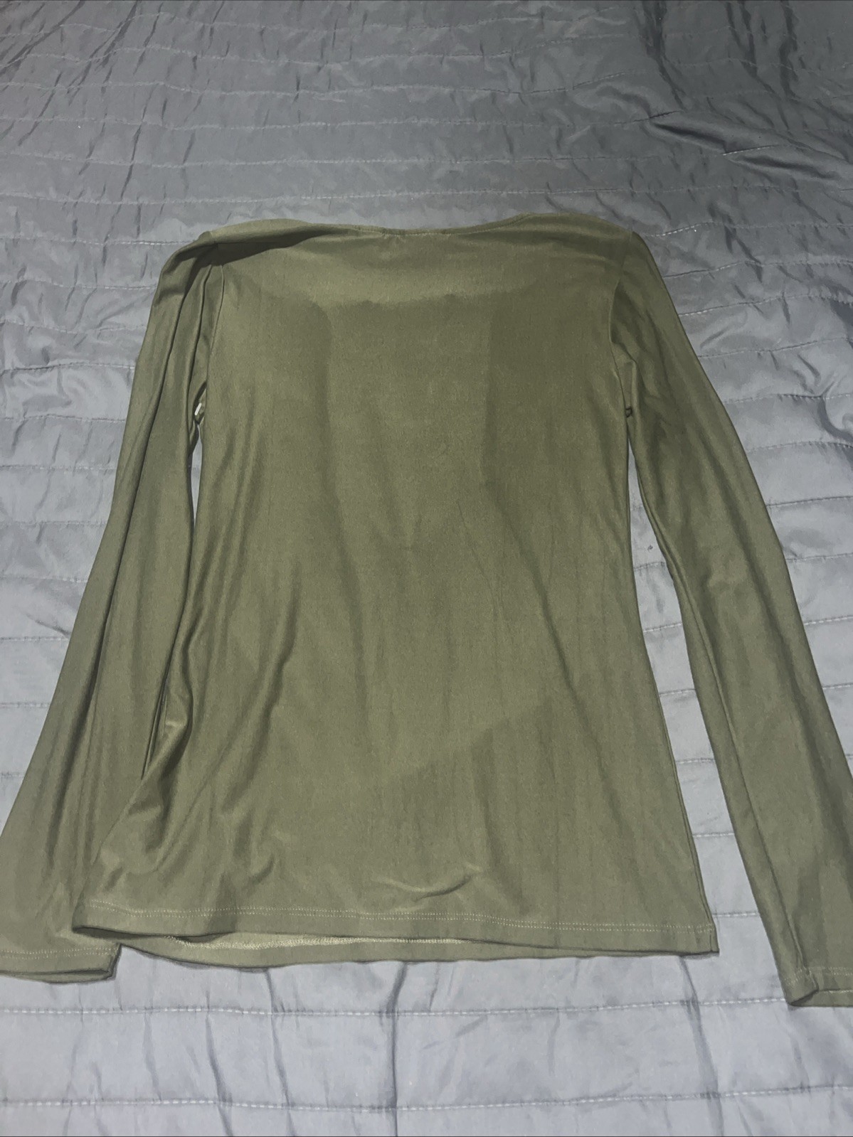 Daytrip Long Sleeve Blouse Shirt Women’s Shirt Size Small EUC Green
