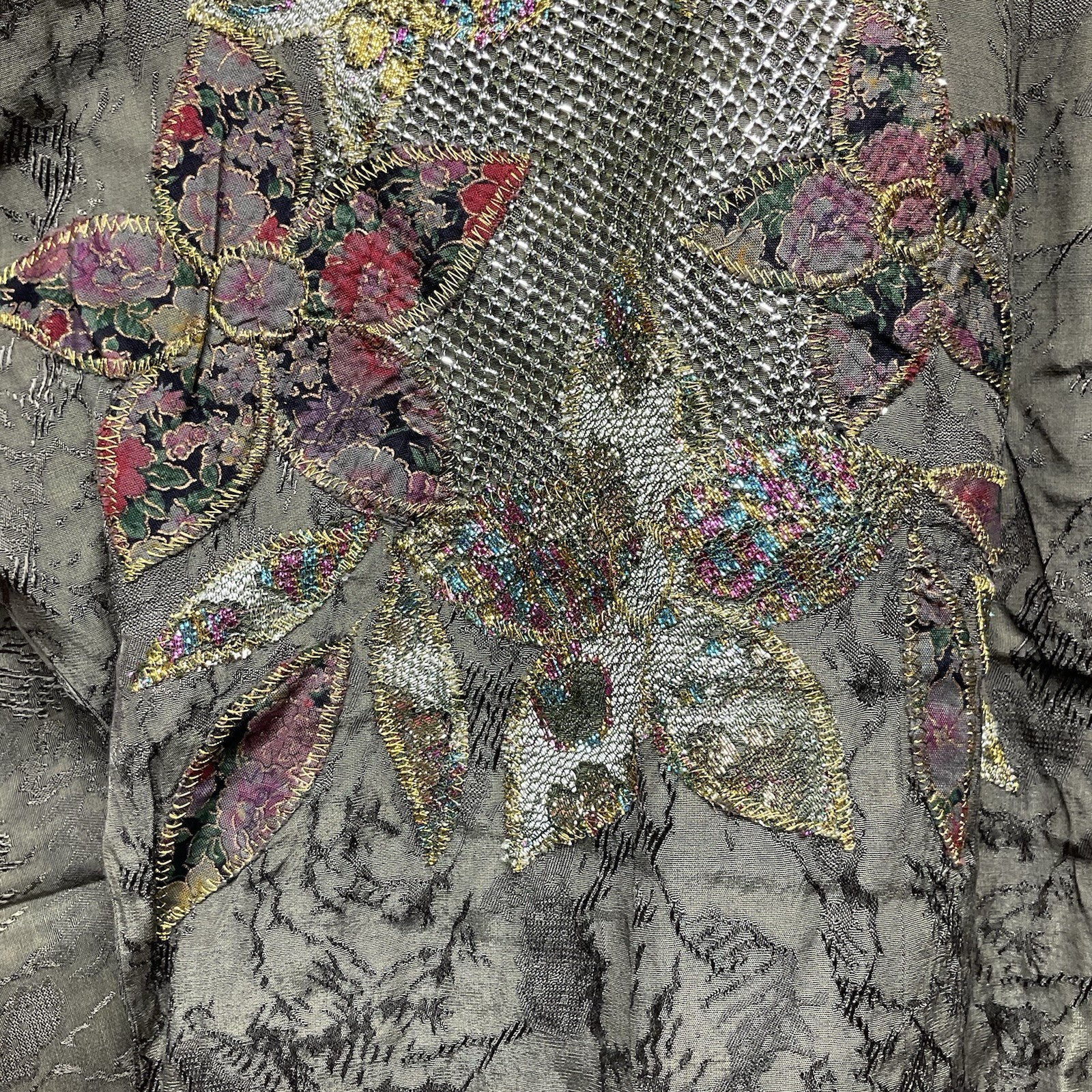 VTG Unbranded Women’s Rayon Kimono Cardigan Size Large Made In Korea Embroidered