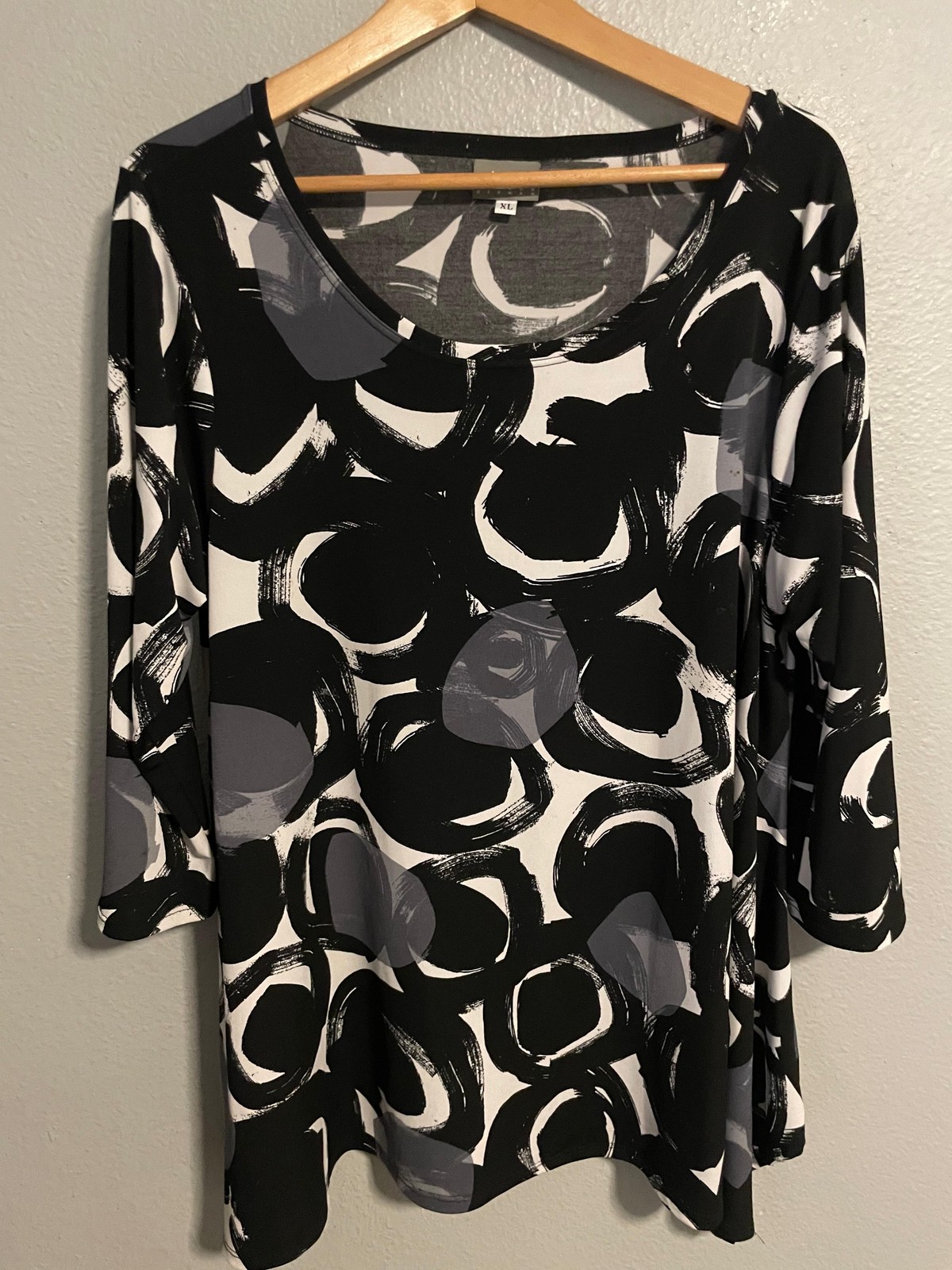 Niche Nilgun Derman Tunic Top Womens XL Black Gray Abstract Circle Boho Artsy