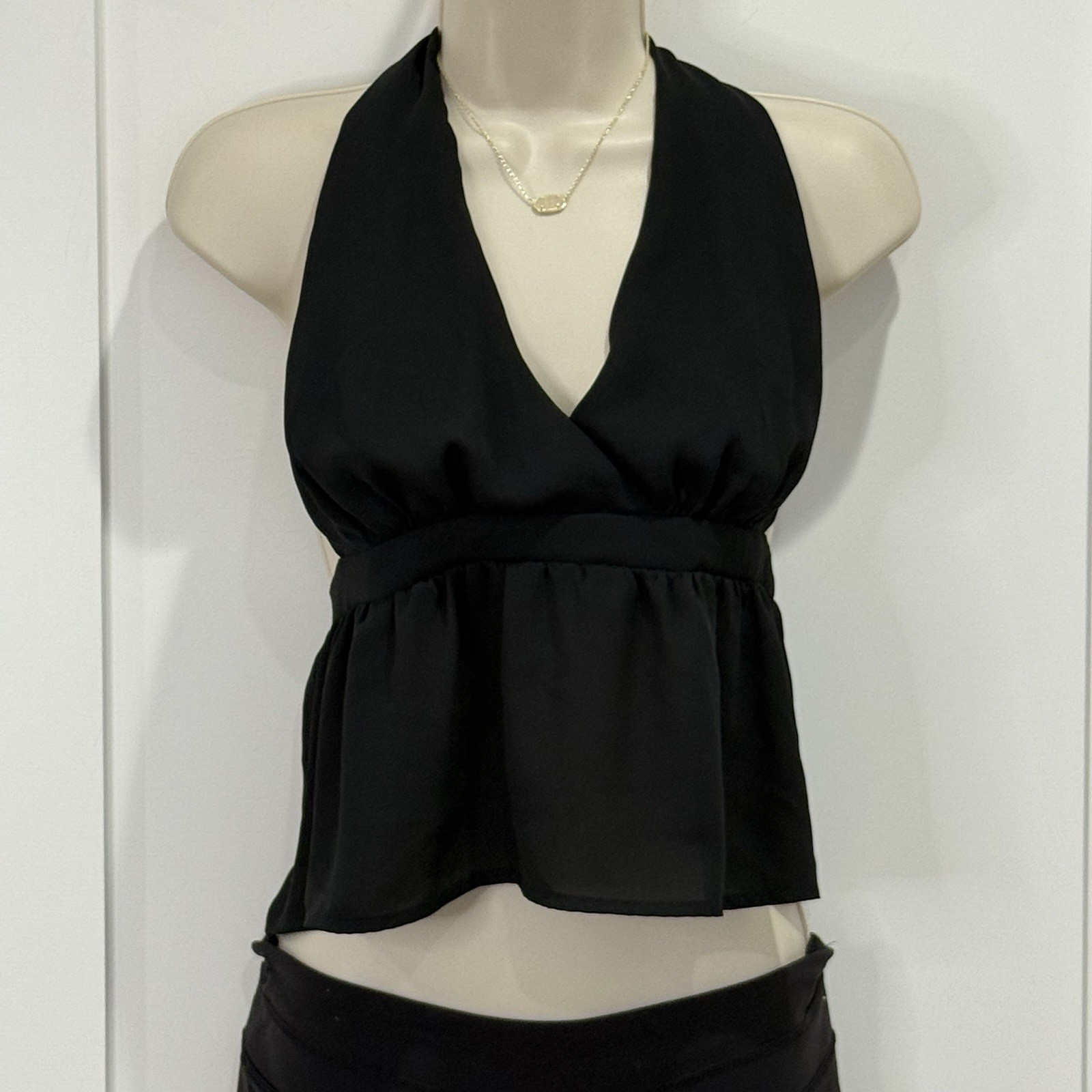 Superdown Adalyn Y2K Halter Crop Top Small Black Backless Party Going Out Club
