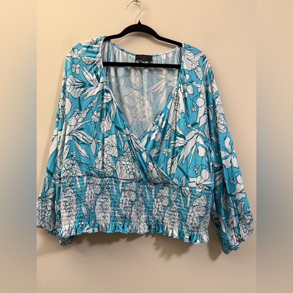 Lane Bryant Floral V-Neck Smocked Top in Blue and White – 22/24