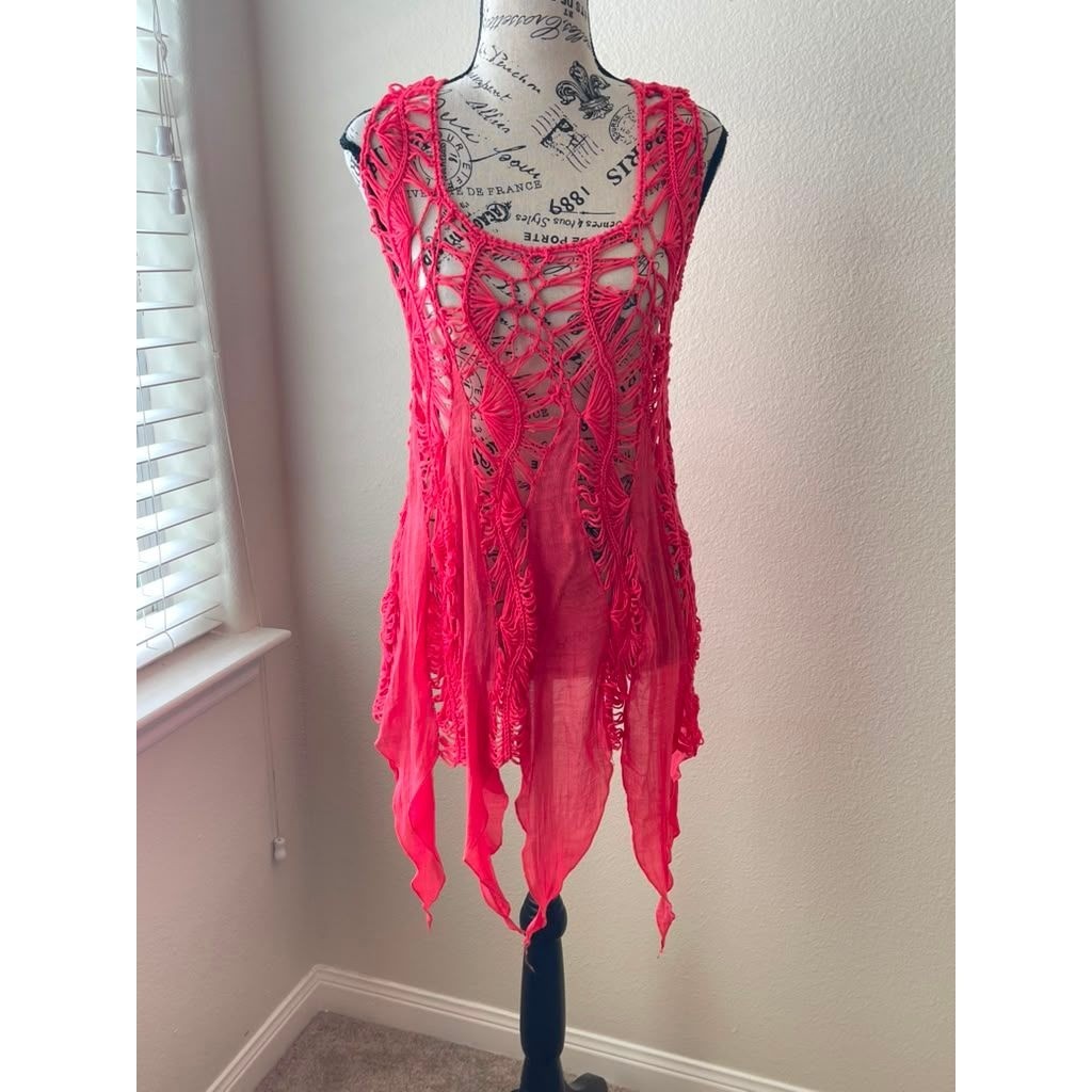 Forgotten Grace Pink Crochet Sharkbite Tunic Tank Top Womens Medium Boho 8172