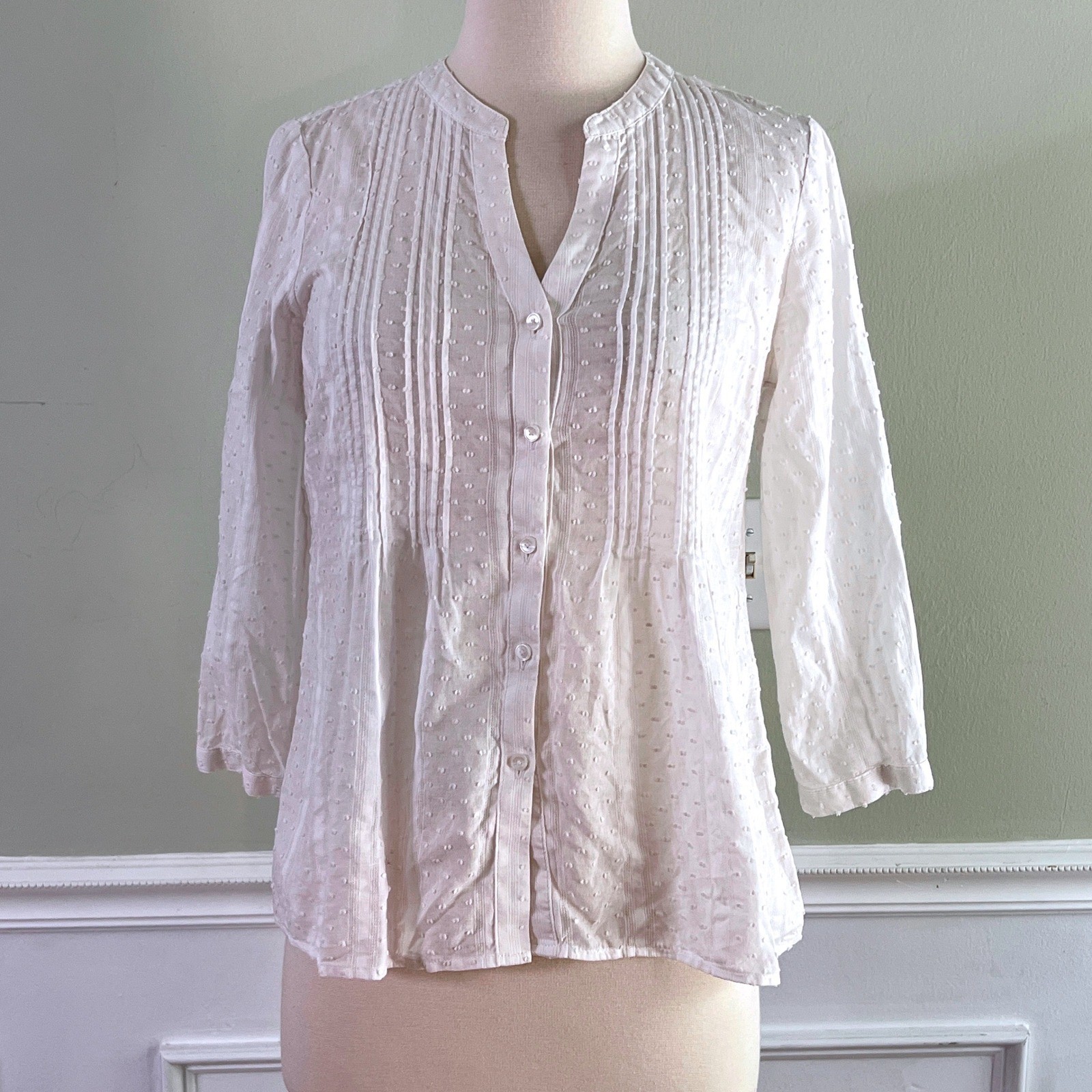 Talbots Pintuck Blouse SP Womens Swiss Dot Button Front 3/4 Sleeve White Pleated