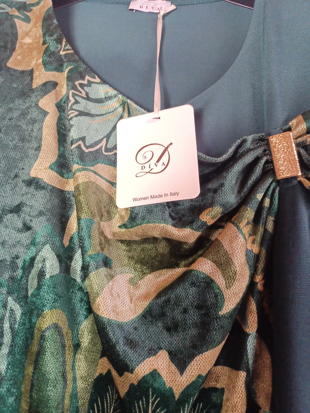 Diva Elegant Blouse