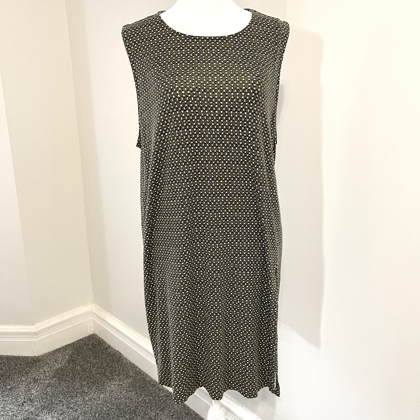 J Jill Wearever Long Tunic Top Womens XL Green Geometric Front Slit Stretch