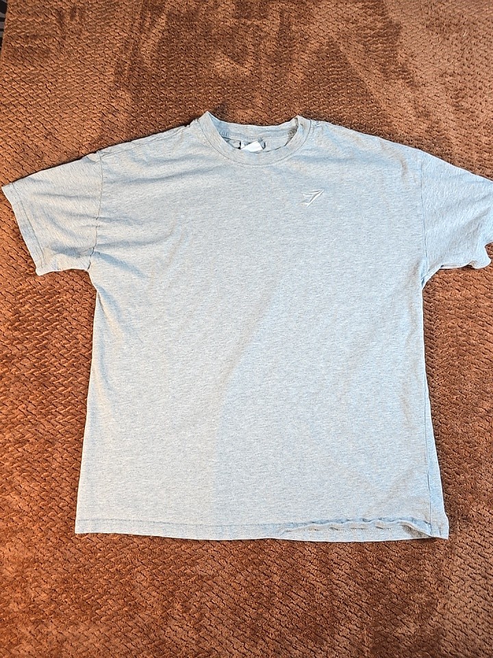 Gymshark Men’s Grey Short Sleeve T-Shirt Small Logo Graphic Crew Neck Cotton