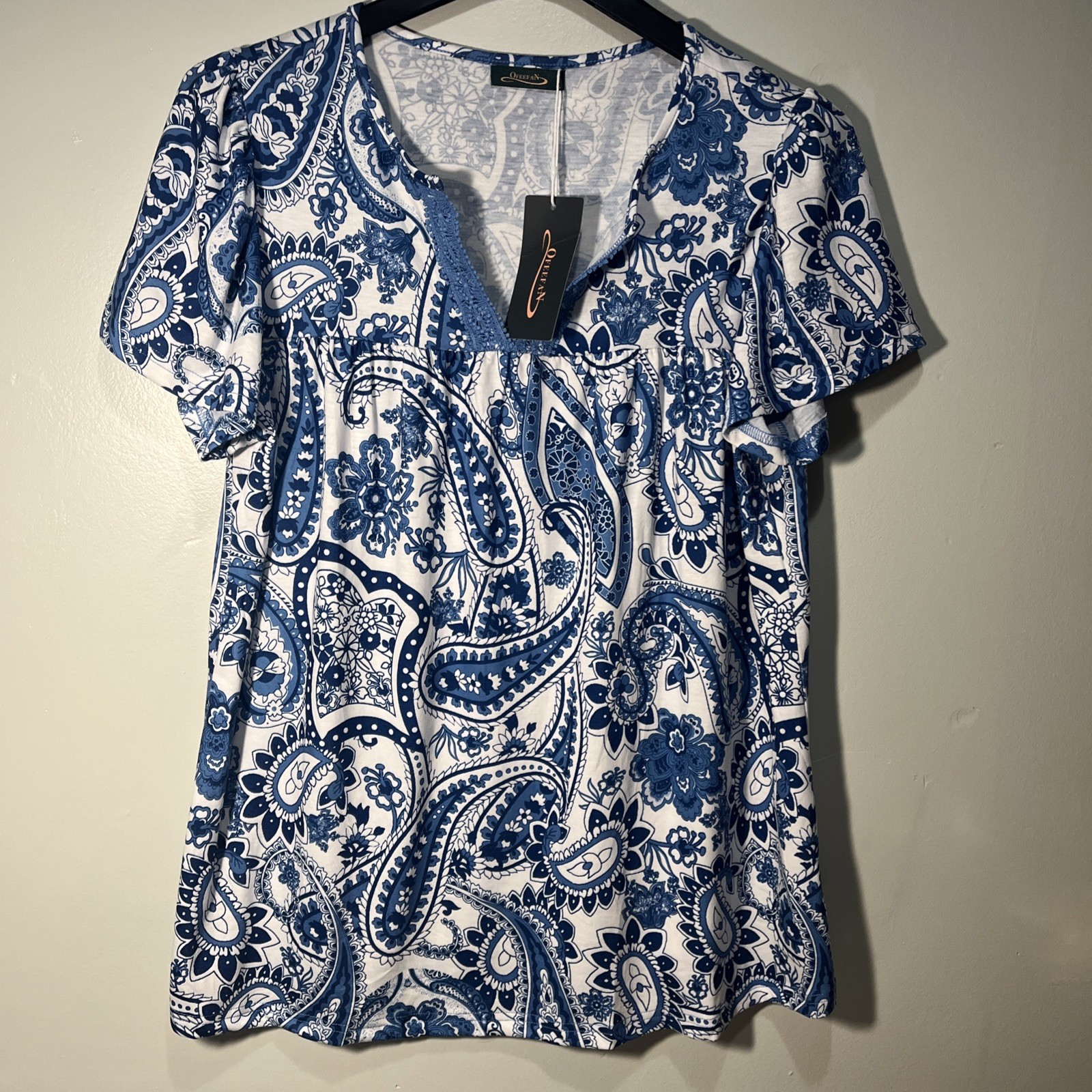 Ofeefan Large Women’s V-Neck Short Sleeved Top Blue/white New With Tags