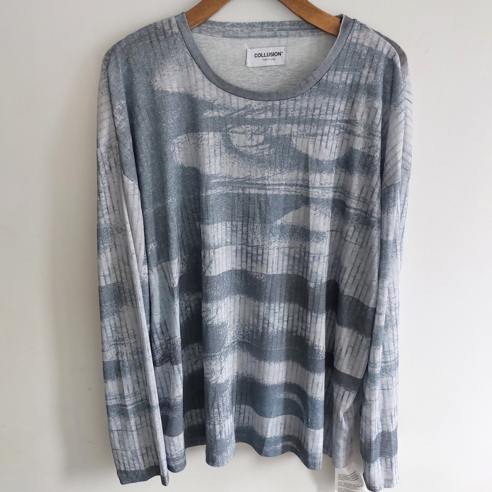 COLLUSION Unisex long sleeve printed mesh skater t-shirt in grey