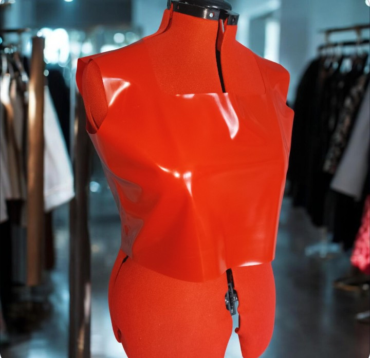 Love Life Latex Crop top in 0.4mm red latex rubber size 6