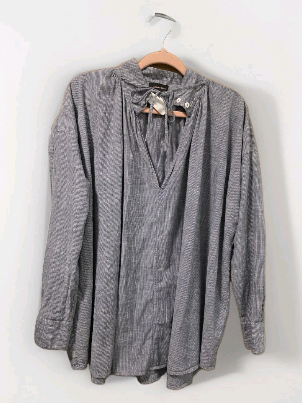 Laurence Bras Gray And White Heather Blouse Size Large 100 % Cotton Tuckernuck