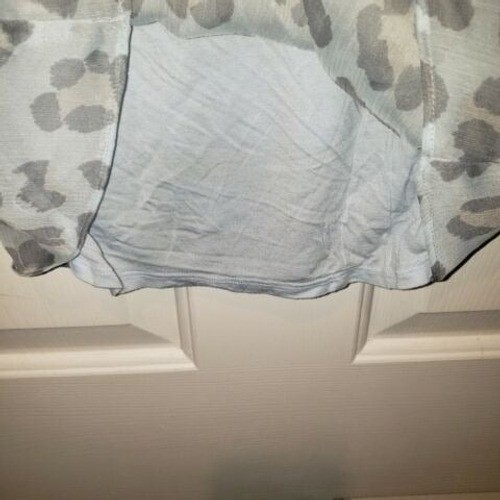 Women’s sz M New York & Co Blue Sheer Ruffle Tank Top Cami Built in Bra