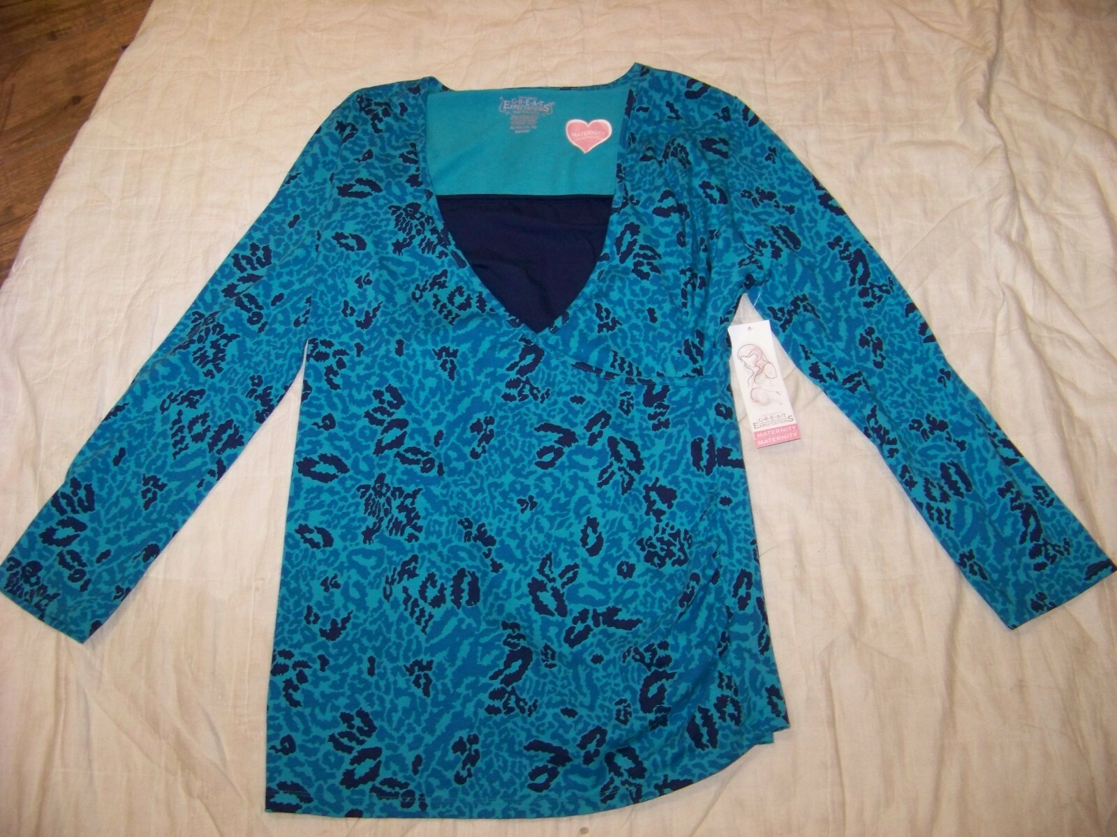 Great Expectations Crossover Maternity Top – XL (16-18) New with Tags