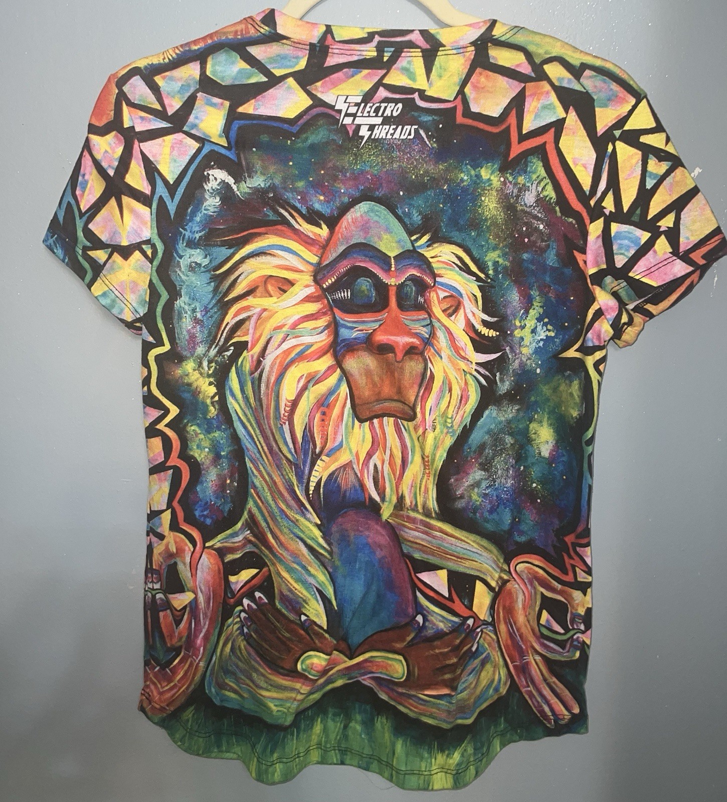 Electro Threads Rafiki Monkey Colorful Short Sleeve Shirt, Small
