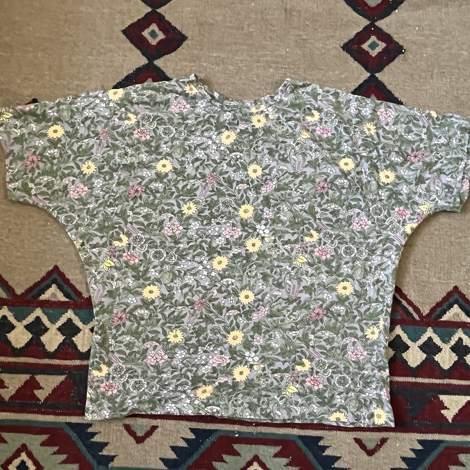Vintage 90s Forenza Floral Print T-Shirt Womens Medium