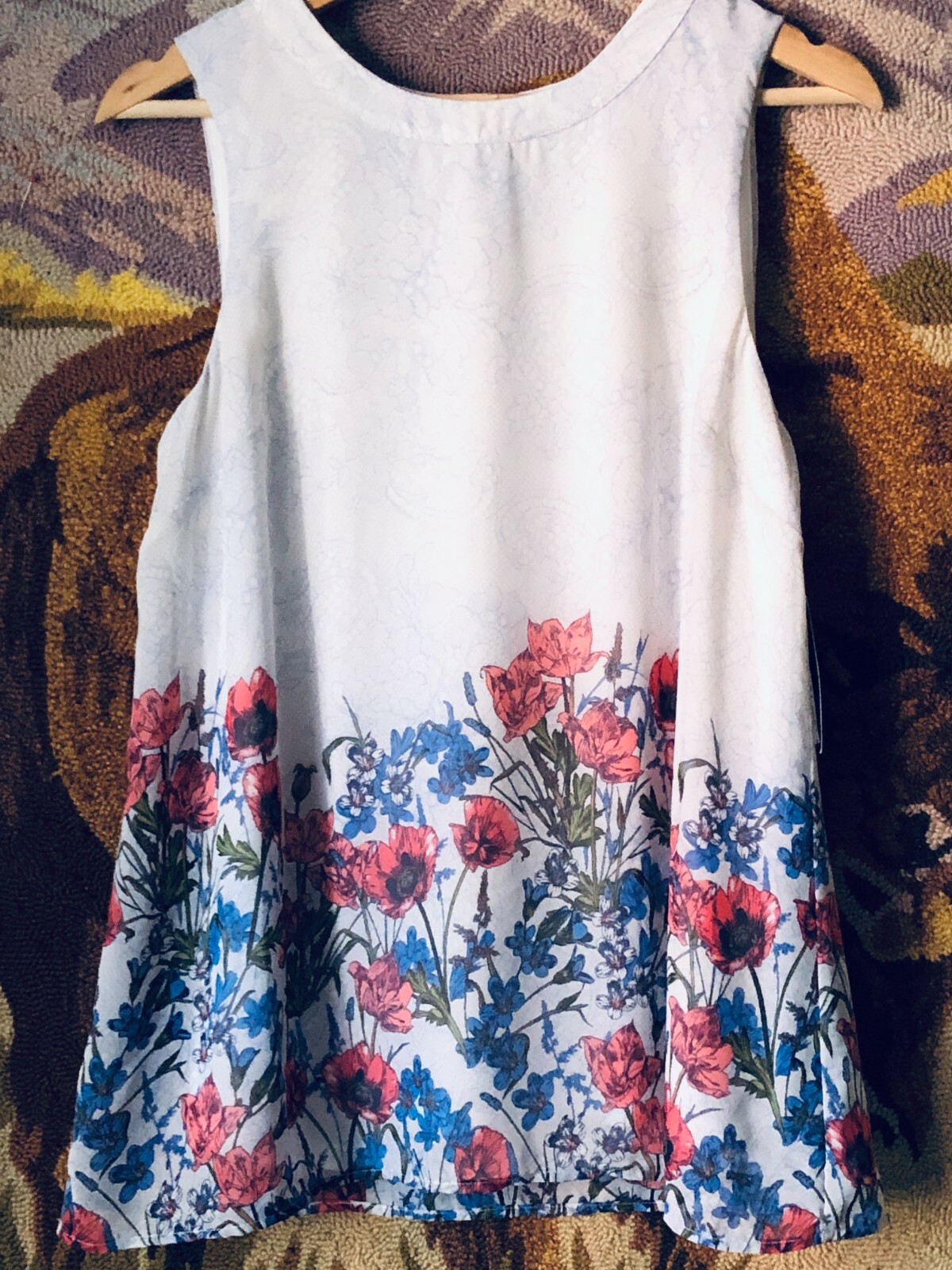 NWT I.N. STUDIO Pet Sz L Blouse Sleeveless Sheer Lined Floral White/Blue/Multi
